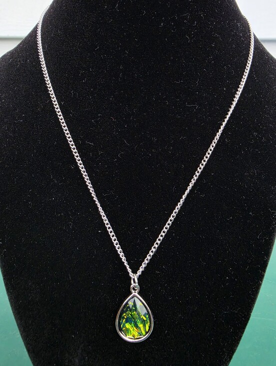 Handmade Jewelry - Faceted Green Dichroic Glass Teardrop Pendant Stainless Steel Curb Chain Necklac